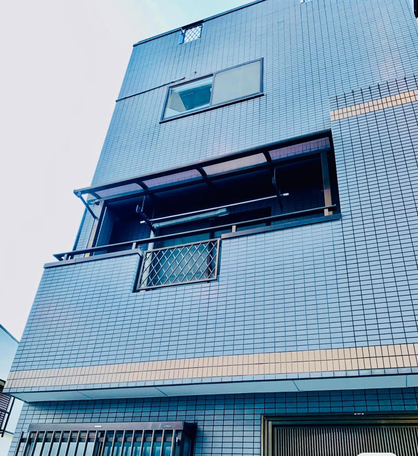 Minatoの宿-西九条駅徒歩3分1棟貸切3部屋usj5分梅田難波天王寺奈良神戸関西空港まで直通 * Ōsaka